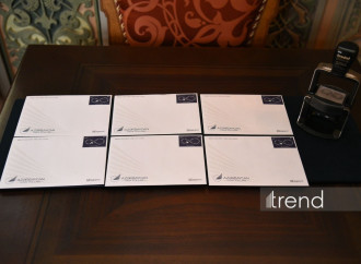 AZAL-ın Qazaxıstanda qəzaya uğrayan təyyarəsinə həsr olunmuş poçt markası təqdim olunub