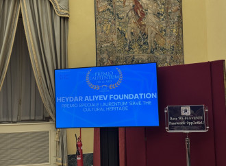 Heydər Əliyev Fondu İtaliyanın Laurentum mükafatı ilə təltif olunub