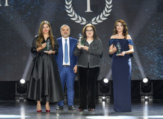 Heydər Əliyev Fondunun vitse-prezidenti Leyla Əliyeva və Bakı Media Mərkəzinin rəhbəri Arzu Əliyeva ilin idman yekunları ilə bağlı qala mərasimində iştirak ediblər