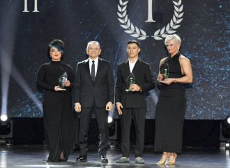 Heydər Əliyev Fondunun vitse-prezidenti Leyla Əliyeva və Bakı Media Mərkəzinin rəhbəri Arzu Əliyeva ilin idman yekunları ilə bağlı qala mərasimində iştirak ediblər