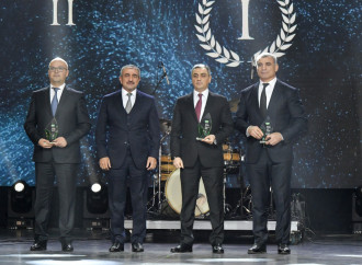 Heydər Əliyev Fondunun vitse-prezidenti Leyla Əliyeva və Bakı Media Mərkəzinin rəhbəri Arzu Əliyeva ilin idman yekunları ilə bağlı qala mərasimində iştirak ediblər