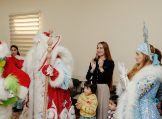 Heydər Əliyev Fondunun vitse-prezidenti Leyla Əliyeva, Arzu Əliyeva və Alena Əliyeva Təmiz Dünya sığınacağında yaşayan uşaqların bayram sevincinə şərik olublar