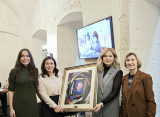 Heydər Əliyev Fondunun vitse-prezidenti Leyla Əliyeva “YAŞA” Mərkəzində yaşlı nəslin nümayəndələri ilə görüşüb