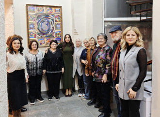 Heydər Əliyev Fondunun vitse-prezidenti Leyla Əliyeva “YAŞA” Mərkəzində yaşlı nəslin nümayəndələri ilə görüşüb