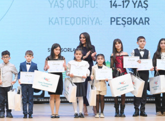 Leyla Əliyeva və Alena Əliyeva Uşaq İncəsənət Festivalının yekun mükafatlandırma mərasimində iştirak ediblər