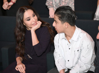 Leyla Əliyeva və Alena Əliyeva Uşaq İncəsənət Festivalının yekun mükafatlandırma mərasimində iştirak ediblər