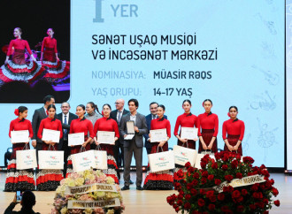 Leyla Əliyeva və Alena Əliyeva Uşaq İncəsənət Festivalının yekun mükafatlandırma mərasimində iştirak ediblər