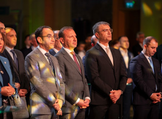 Nadir fauna növləri adlı yeni nəsil sikkə və xalça kolleksiyaları təqdim edilib