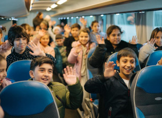 Heydər Əliyev Fondunun vitse-prezidenti Leyla Əliyevanın təşəbbüsü ilə xüsusi qayğıya ehtiyacı olan uşaqlar üçün Cırtdan Meqa Şousu təşkil olunub