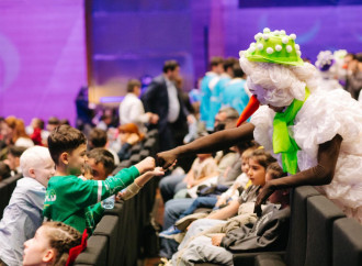 Heydər Əliyev Fondunun vitse-prezidenti Leyla Əliyevanın təşəbbüsü ilə xüsusi qayğıya ehtiyacı olan uşaqlar üçün Cırtdan Meqa Şousu təşkil olunub