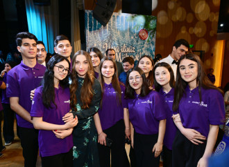 Heydər Əliyev Fondunun vitse-prezidenti Leyla Əliyeva və Alena Əliyeva DOST İnklüziv İnkişaf və Yaradıcılıq Mərkəzini ziyarət ediblər