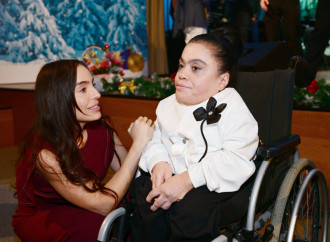 Heydər Əliyev Fondunun vitse-prezidenti Leyla Əliyeva və Alena Əliyeva DOST İnklüziv İnkişaf və Yaradıcılıq Mərkəzini ziyarət ediblər