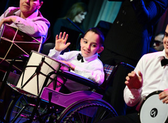 Heydər Əliyev Fondunun vitse-prezidenti Leyla Əliyeva və Alena Əliyeva DOST İnklüziv İnkişaf və Yaradıcılıq Mərkəzini ziyarət ediblər