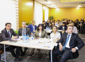 Nazirliyin qurumları arasında e-xidmətlərlə bağlı hakaton keçirilib