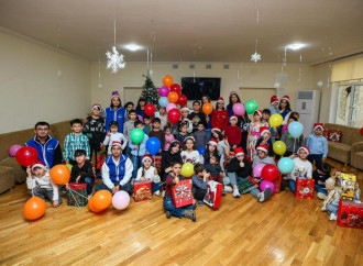 Heydər Əliyev Fondunun vitse-prezidenti Leyla Əliyevanın təşəbbüsü ilə bir sıra uşaq müəssisələrində Yeni il tədbiri keçirilib