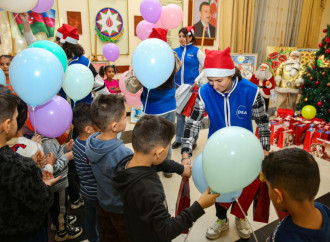 Heydər Əliyev Fondunun vitse-prezidenti Leyla Əliyevanın təşəbbüsü ilə bir sıra uşaq müəssisələrində Yeni il tədbiri keçirilib