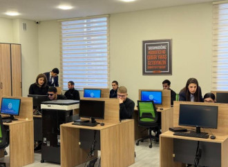 Görmə məhdudiyyətli şəxslər üçün yeni peşə kursuna başlanıb