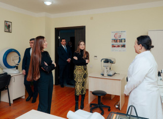 Arzu Əliyeva və Alena Əliyeva Həssas əhali qruplarından olan şəxslər üçün Sığınacaq və Sosial Reabilitasiya Müəssisəsini ziyarət ediblər