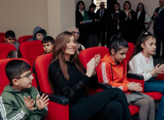 Arzu Əliyeva və Alena Əliyeva Həssas əhali qruplarından olan şəxslər üçün Sığınacaq və Sosial Reabilitasiya Müəssisəsini ziyarət ediblər