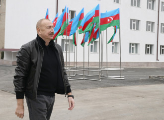 Prezident İlham Əliyev Ağdərə şəhərinin Baş planı ilə tanış olub