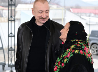 Prezident İlham Əliyev Ağdərənin Aşağı Oratağ kəndində Aşağı Oratağ, Çıldıran, Heyvalı və Çapar kəndlərinin sakinləri ilə görüşüb