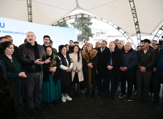 Prezident İlham Əliyev Ağdərənin Aşağı Oratağ kəndində Aşağı Oratağ, Çıldıran, Heyvalı və Çapar kəndlərinin sakinləri ilə görüşüb