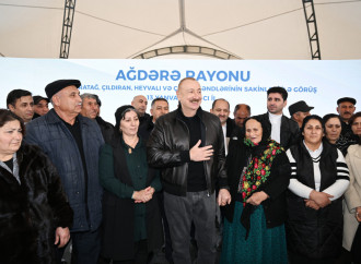 Prezident İlham Əliyev Ağdərənin Aşağı Oratağ kəndində Aşağı Oratağ, Çıldıran, Heyvalı və Çapar kəndlərinin sakinləri ilə görüşüb