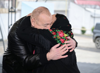 Prezident İlham Əliyev Ağdərənin Aşağı Oratağ kəndində Aşağı Oratağ, Çıldıran, Heyvalı və Çapar kəndlərinin sakinləri ilə görüşüb