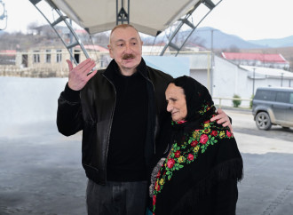 Prezident İlham Əliyev Ağdərənin Aşağı Oratağ kəndində Aşağı Oratağ, Çıldıran, Heyvalı və Çapar kəndlərinin sakinləri ilə görüşüb