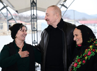 Prezident İlham Əliyev Ağdərənin Aşağı Oratağ kəndində Aşağı Oratağ, Çıldıran, Heyvalı və Çapar kəndlərinin sakinləri ilə görüşüb