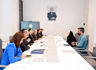 Mədəniyyət naziri Adil Kərimli Bakı şəhərində vətəndaşları qəbul edib