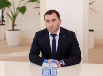 Nazirliyin Aparatının rəhbəri Fuad Musayev Göygöl rayonunda vətəndaşları qəbul edib