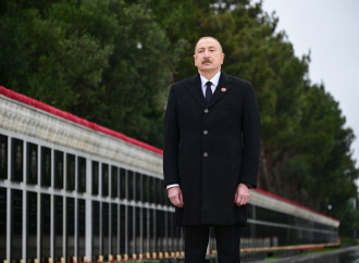 Prezident İlham Əliyev 20 Yanvar şəhidlərinin xatirəsini yad edib