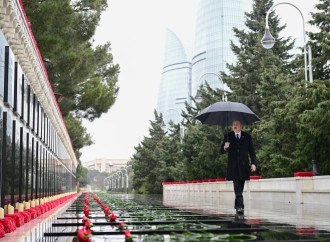 Prezident İlham Əliyev 20 Yanvar şəhidlərinin xatirəsini yad edib