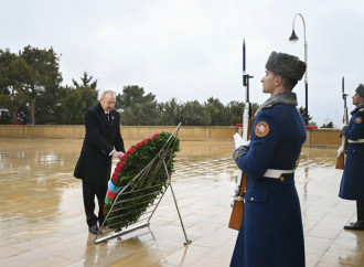 Prezident İlham Əliyev 20 Yanvar şəhidlərinin xatirəsini yad edib