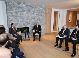 Prezident İlham Əliyev Davosda “DP World” şirkətlər qrupunun sədri və icraçı direktoru ilə görüşüb