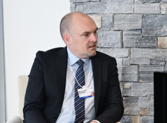 Prezident İlham Əliyev Davosda “Vestas Wind Systems” şirkətinin marketinq, kommunikasiya, davamlılıq və ictimaiyyətlə əlaqələr üzrə qrupunun baş vitse-prezidenti ilə görüşüb