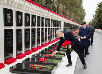 DTX-nin əməkdaşları Şəhidlər xiyabanını ziyarət ediblər