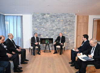 Prezident İlham Əliyev Davosda İraq Kürdüstan Regionunun Baş naziri ilə görüşüb