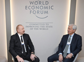 Prezident İlham Əliyev Davosda “J.P. Morgan” şirkətinin sədri və baş icraçı direktoru ilə görüşüb