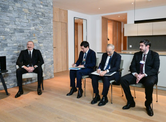 Prezident İlham Əliyev Davosda Qətərin Baş naziri və xarici işlər naziri ilə görüşüb