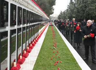 Dövlət və hökumət rəsmiləri Şəhidlər xiyabanını ziyarət ediblər