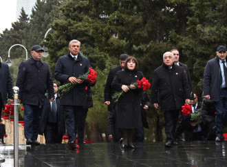 Dövlət və hökumət rəsmiləri Şəhidlər xiyabanını ziyarət ediblər