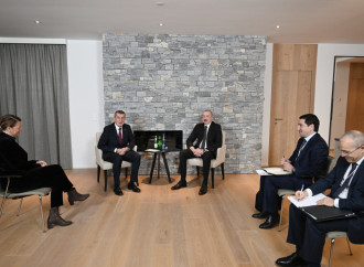 Prezident İlham Əliyev Davosda Çexiyanın Baş naziri ilə görüşüb