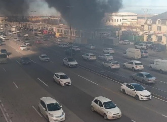 Nərimanov rayonunda yanğın səbəbindən nəqliyyat sıxlığı yaranıb