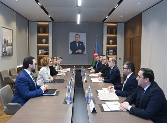 Ceyhun Bayramovun NATO Baş katibinin müavini Radmila Şekerinska ilə görüşdü