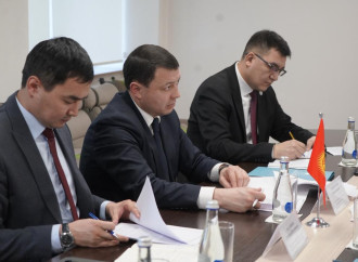 Türk Mədəniyyəti və İrsi Fondunun prezidenti Qırğız Respublikasının Mədəniyyət, İnformasiya və Gənclər Siyasəti naziri ilə görüşüb