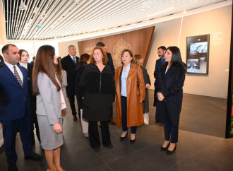 Fransina Armenqol Sosias Bakıda Zəfər parkını ziyarət edib