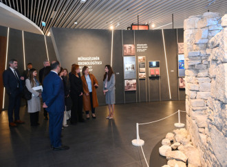 Fransina Armenqol Sosias Bakıda Zəfər parkını ziyarət edib