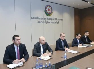 Ceyhun Bayramov İranın nazir müavini ilə regional təhlükəsizliyi müzakirə edib